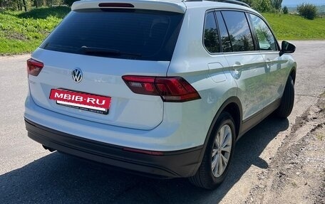 Volkswagen Tiguan II, 2020 год, 2 700 000 рублей, 4 фотография