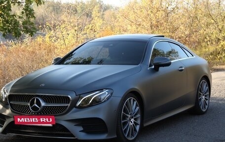 Mercedes-Benz E-Класс, 2019 год, 5 500 000 рублей, 4 фотография