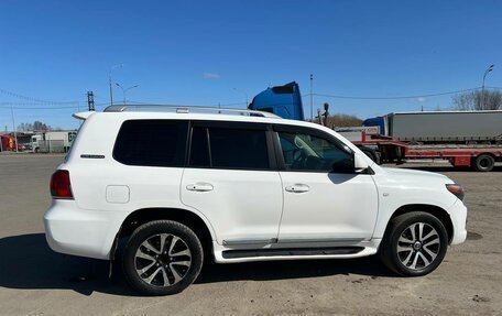 Toyota Land Cruiser 200, 2011 год, 2 425 000 рублей, 8 фотография