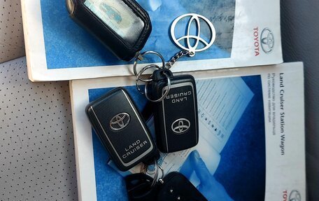 Toyota Land Cruiser 200, 2011 год, 2 425 000 рублей, 11 фотография