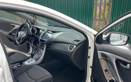 Hyundai Avante, 2011 год, 1 000 000 рублей, 6 фотография