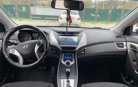 Hyundai Avante, 2011 год, 1 000 000 рублей, 11 фотография