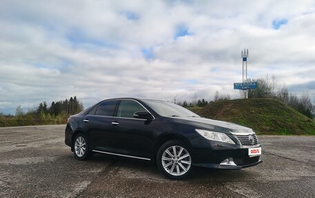 Toyota Camry, 2012 год, 1 650 000 рублей, 2 фотография