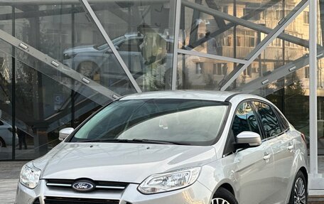 Ford Focus III, 2013 год, 850 000 рублей, 2 фотография