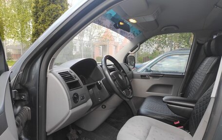 Volkswagen Caravelle T5, 2008 год, 1 300 000 рублей, 9 фотография
