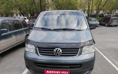 Volkswagen Caravelle T5, 2008 год, 1 300 000 рублей, 2 фотография
