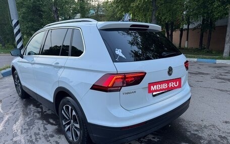 Volkswagen Tiguan II, 2020 год, 2 500 000 рублей, 4 фотография