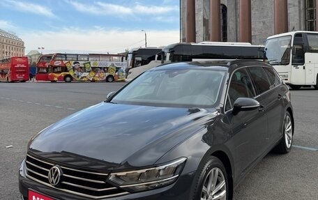 Volkswagen Passat B8 рестайлинг, 2020 год, 3 100 000 рублей, 1 фотография