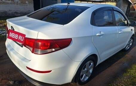 KIA Rio III рестайлинг, 2016 год, 1 000 000 рублей, 11 фотография