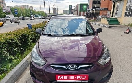 Hyundai Solaris II рестайлинг, 2012 год, 850 000 рублей, 3 фотография