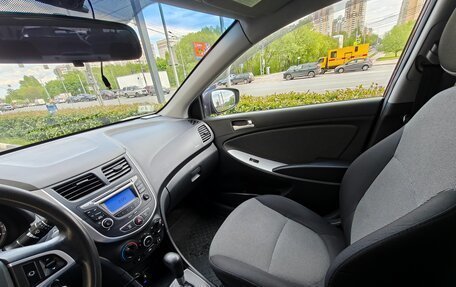 Hyundai Solaris II рестайлинг, 2012 год, 850 000 рублей, 9 фотография