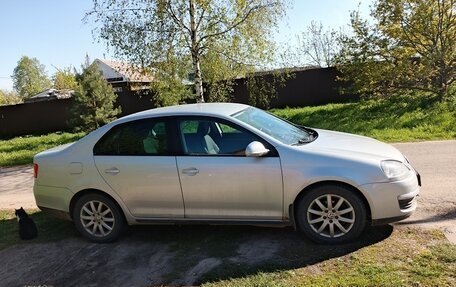 Volkswagen Jetta VI, 2010 год, 548 000 рублей, 3 фотография