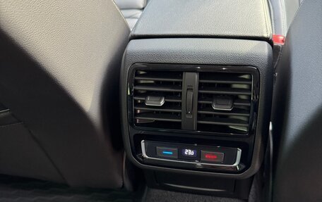 Volkswagen Passat B8 рестайлинг, 2020 год, 3 100 000 рублей, 20 фотография