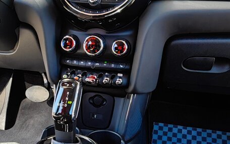 MINI Hatch, 2021 год, 2 750 000 рублей, 19 фотография