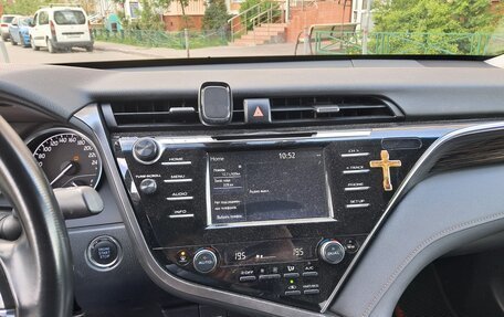 Toyota Camry, 2019 год, 2 200 000 рублей, 6 фотография