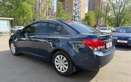 Chevrolet Cruze II, 2011 год, 900 000 рублей, 7 фотография