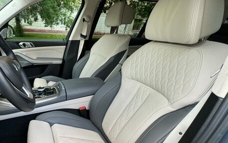 BMW X7, 2022 год, 13 000 000 рублей, 6 фотография