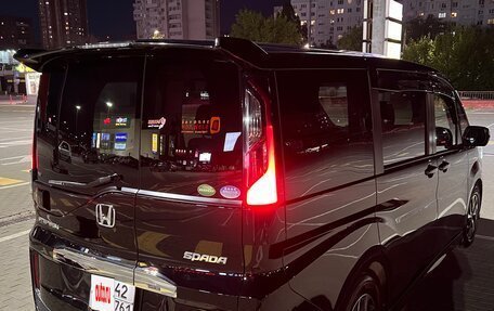 Honda Stepwgn IV, 2018 год, 2 575 000 рублей, 6 фотография