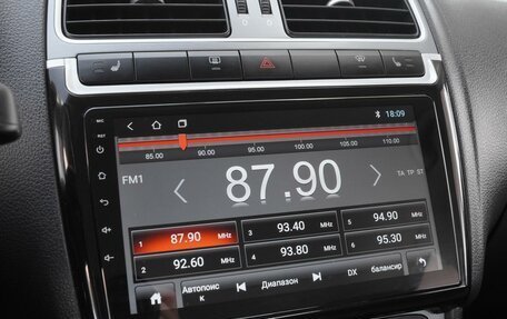 Volkswagen Polo VI (EU Market), 2016 год, 1 240 000 рублей, 13 фотография
