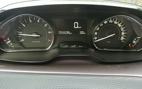 Peugeot 2008 II, 2014 год, 850 000 рублей, 2 фотография
