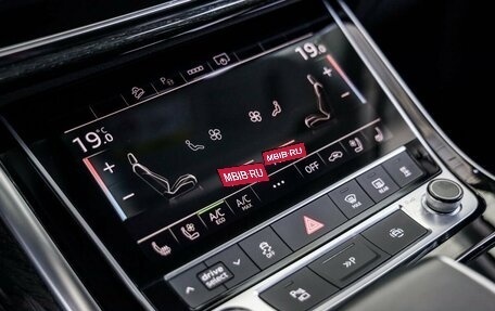 Audi Q7, 2021 год, 5 998 000 рублей, 21 фотография