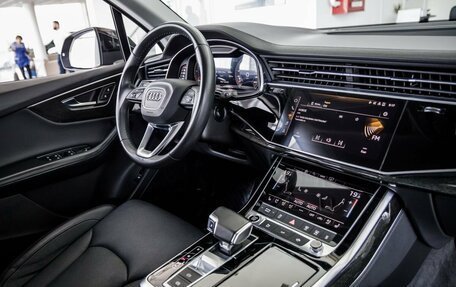 Audi Q7, 2021 год, 5 998 000 рублей, 26 фотография