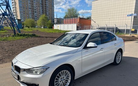 BMW 3 серия, 2014 год, 2 200 000 рублей, 11 фотография