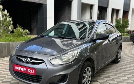 Hyundai Solaris II рестайлинг, 2012 год, 670 000 рублей, 7 фотография