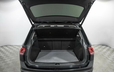 Volkswagen Tiguan II, 2017 год, 1 899 000 рублей, 18 фотография