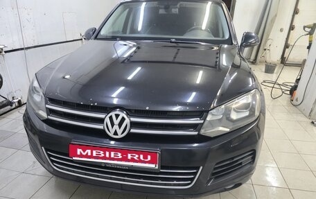 Volkswagen Touareg III, 2010 год, 1 600 000 рублей, 3 фотография