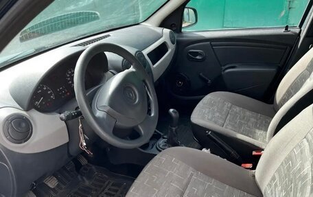 Renault Logan I, 2014 год, 600 000 рублей, 2 фотография