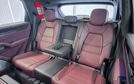 Porsche Cayenne III, 2025 год, 24 000 000 рублей, 33 фотография