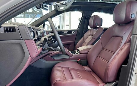 Porsche Cayenne III, 2025 год, 18 000 000 рублей, 18 фотография