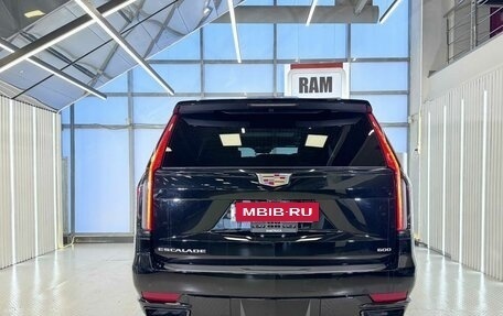 Cadillac Escalade V, 2023 год, 16 099 999 рублей, 6 фотография