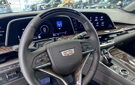 Cadillac Escalade V, 2023 год, 16 099 999 рублей, 18 фотография
