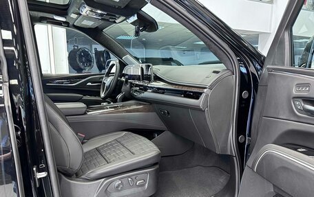 Cadillac Escalade V, 2023 год, 16 099 999 рублей, 27 фотография