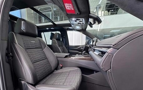 Cadillac Escalade V, 2023 год, 16 099 999 рублей, 28 фотография