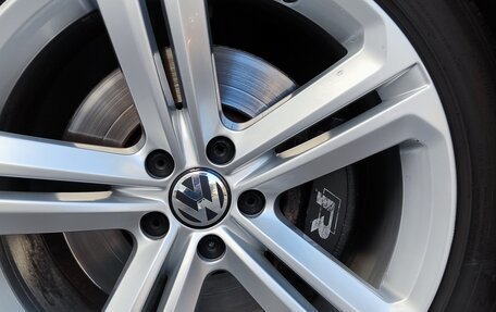 Volkswagen Tiguan I, 2014 год, 1 999 999 рублей, 9 фотография