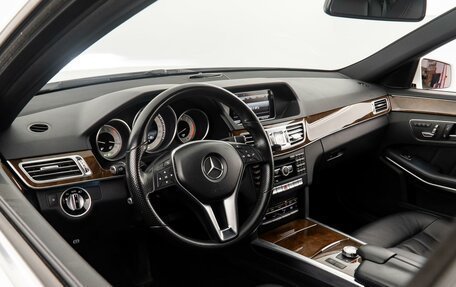 Mercedes-Benz E-Класс, 2014 год, 2 880 000 рублей, 28 фотография