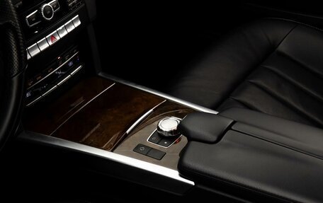 Mercedes-Benz E-Класс, 2014 год, 2 880 000 рублей, 31 фотография