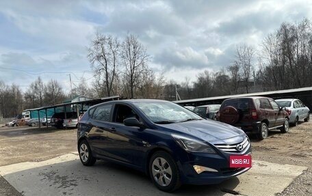 Hyundai Solaris II рестайлинг, 2015 год, 1 160 000 рублей, 2 фотография