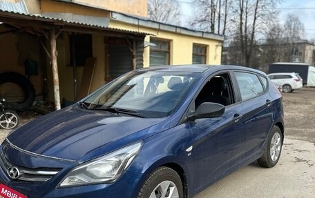 Hyundai Solaris II рестайлинг, 2015 год, 1 160 000 рублей, 10 фотография