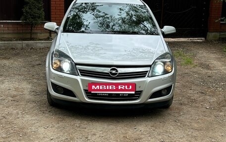 Opel Astra H, 2007 год, 550 000 рублей, 2 фотография