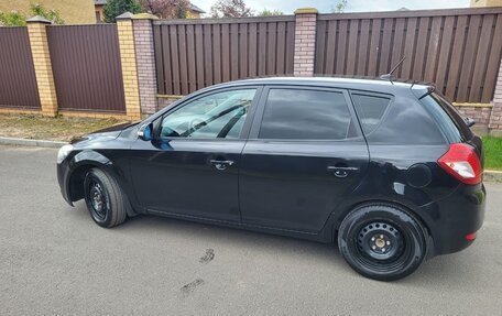 KIA cee'd I рестайлинг, 2010 год, 700 000 рублей, 4 фотография