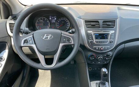 Hyundai Solaris II рестайлинг, 2014 год, 995 000 рублей, 12 фотография