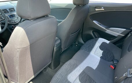 Hyundai Solaris II рестайлинг, 2014 год, 995 000 рублей, 16 фотография