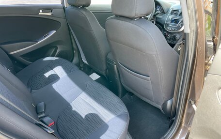 Hyundai Solaris II рестайлинг, 2014 год, 995 000 рублей, 15 фотография