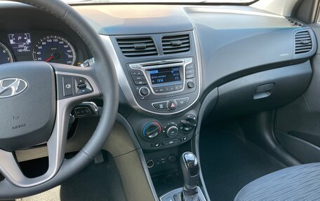 Hyundai Solaris II рестайлинг, 2014 год, 995 000 рублей, 21 фотография
