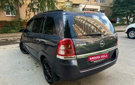 Opel Zafira B, 2008 год, 680 000 рублей, 3 фотография