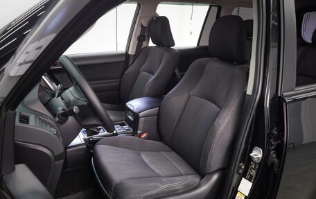 Toyota Land Cruiser Prado 150 рестайлинг 2, 2017 год, 4 329 000 рублей, 10 фотография